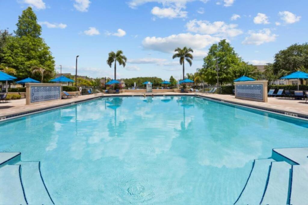 Away From Near Disney! Holiday home *